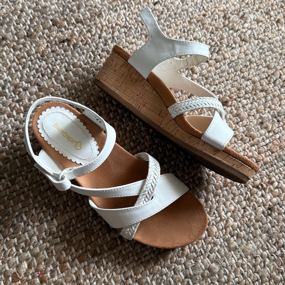 Nicole White Sandals with braid detail and soft footbed